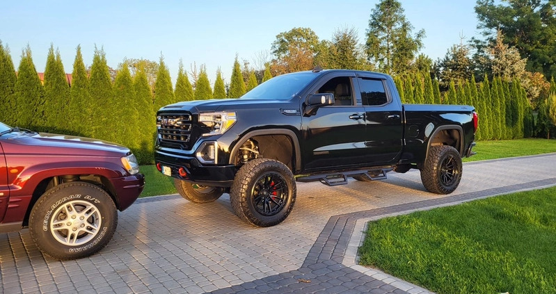 GMC Sierra cena 249000 przebieg: 48000, rok produkcji 2019 z Zamość małe 704